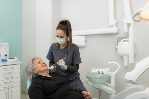 Best Orthodontic Emergency Dentist in Walnut, IL